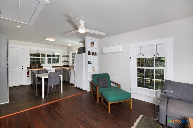 Foto del edificio - 835 Old Ranch Rd 12