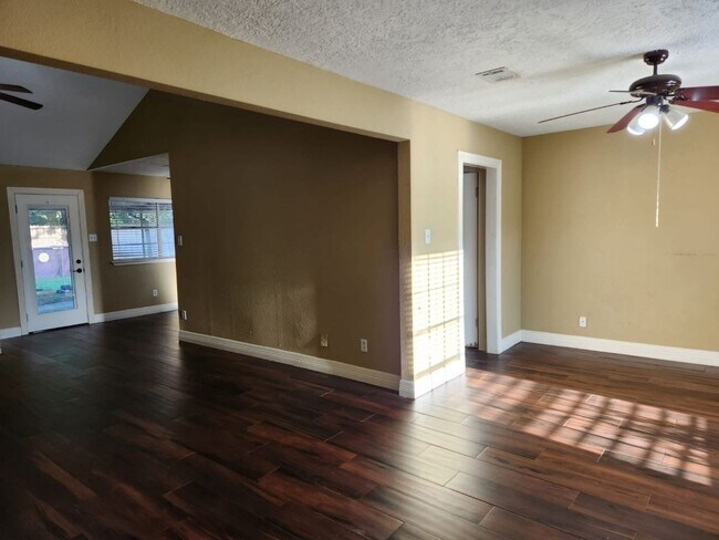 Foto del edificio - 17402 Baronshire Dr