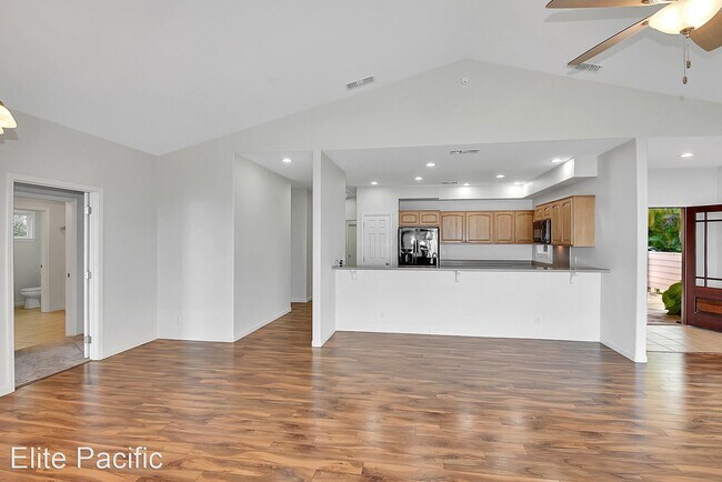 Building Photo - 3 br, 2 bath House - 76-4345 Leilani St