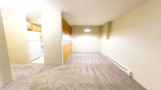 Interior Photo - Heather Ridge