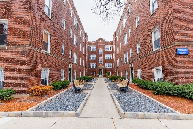 Building Photo - 3212 N Clifton Ave