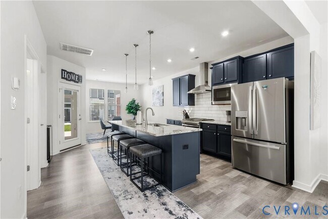Foto del edificio - 12221 Dutch Elm Cir
