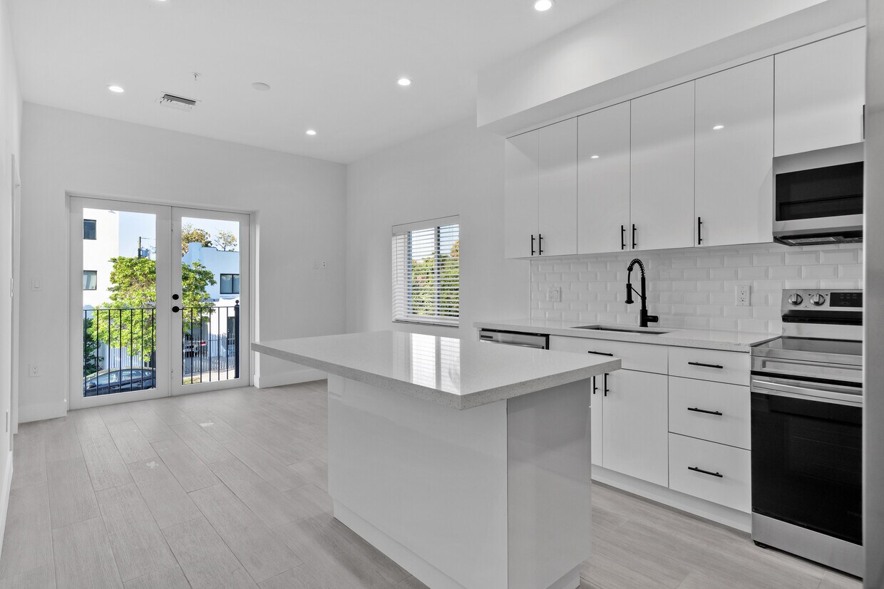 Kitchen - 1786 SW 9th St