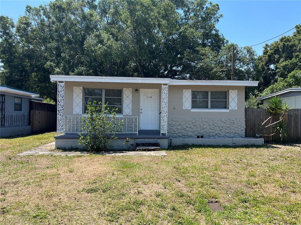 Foto principal - 3132 66th Ave N