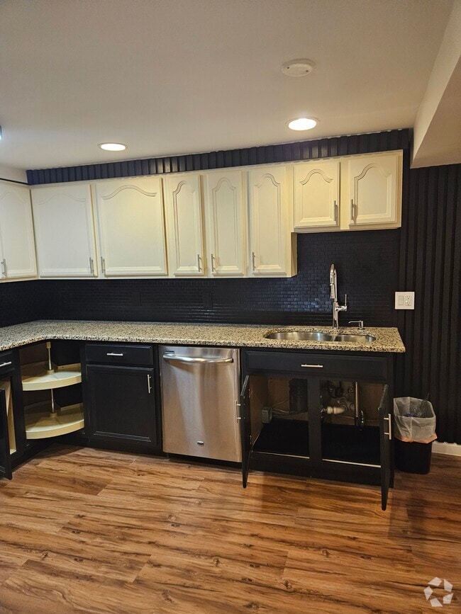 Building Photo - 4207 7th St NW