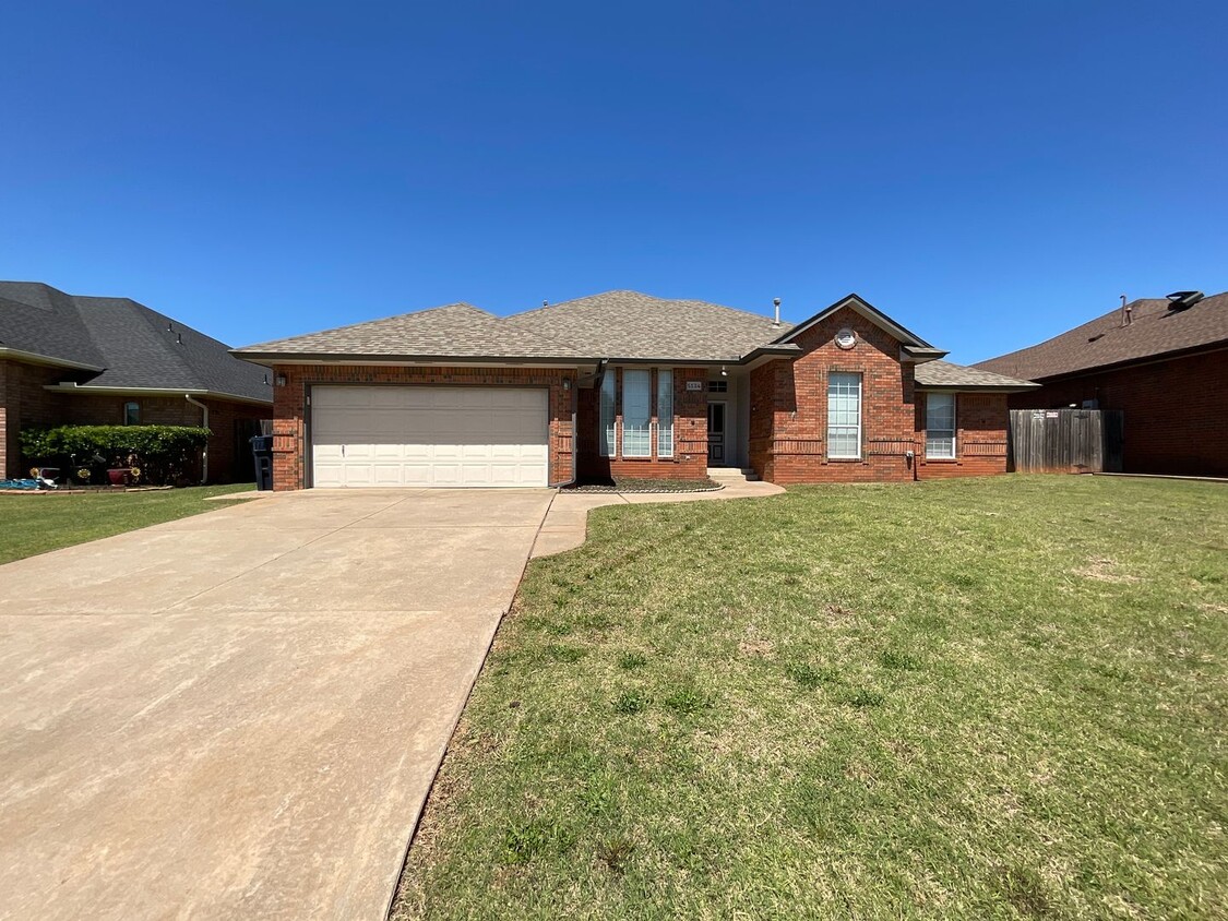 Photo - 5524 Woodmont Dr.