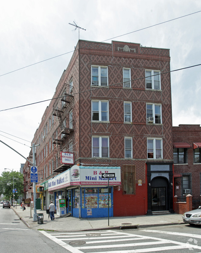 Primary Photo - 2872 Brighton 4th St