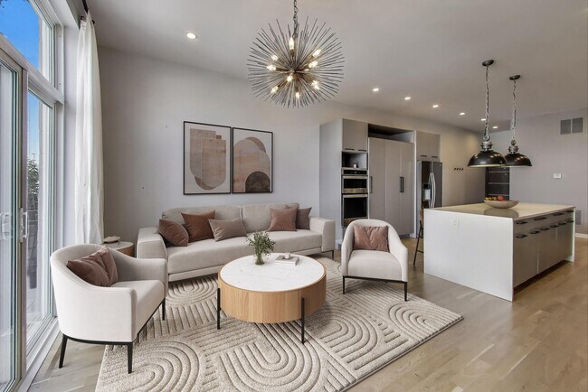 Building Photo - 1708 W Cermak Rd