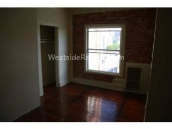 Primary Photo - 2892 W 7th St