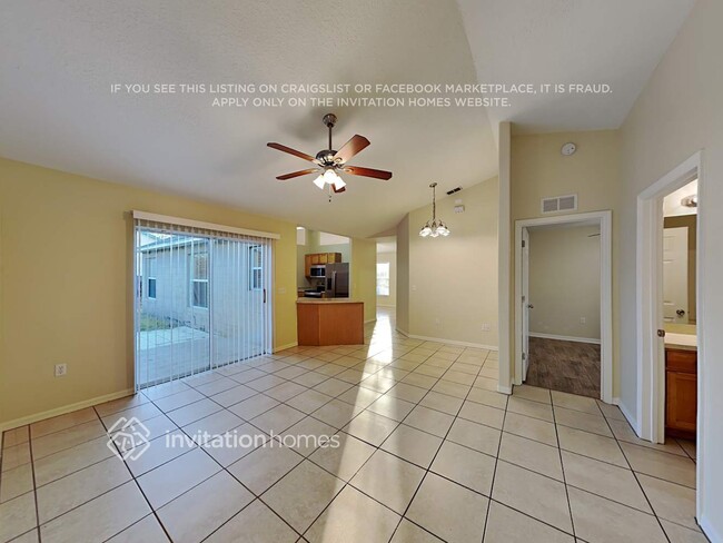 Building Photo - 2797 Benrock Terrace