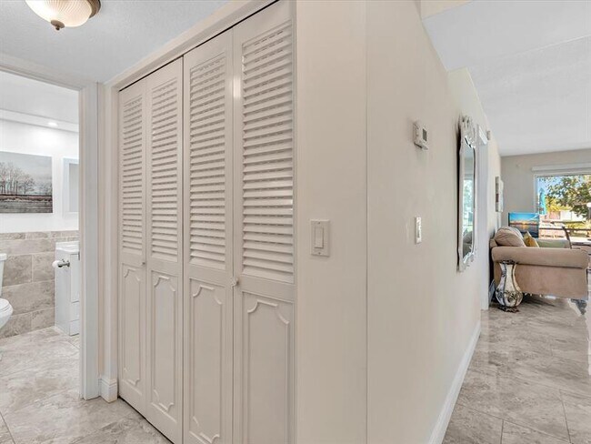 Foto del edificio - 2801 NW 47th Terrace