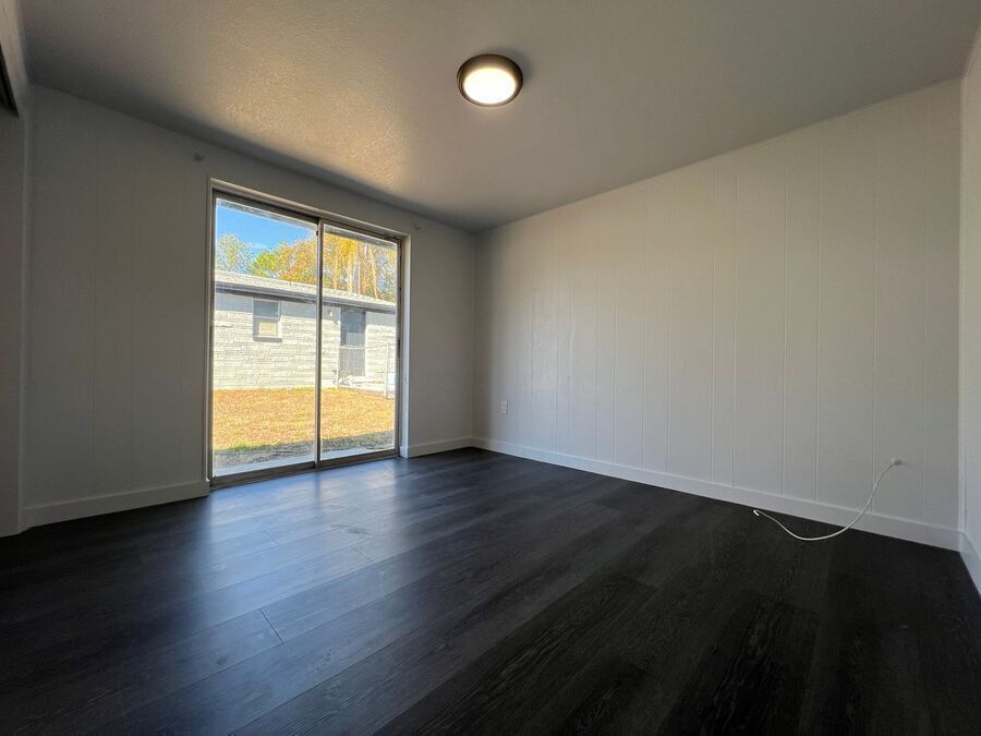 Building Photo - 9316 Grandfield Rd