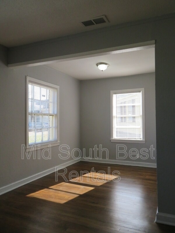 Building Photo - 1387 Kimball Ave