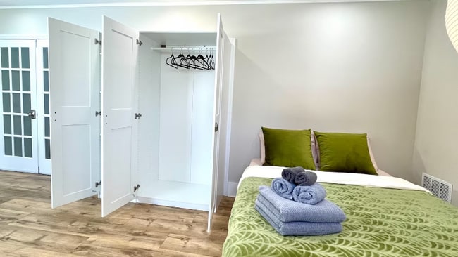 Foto del edificio - 906 Metropolitan Pkwy SW