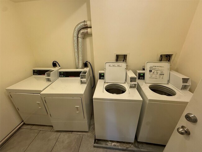 Foto del edificio - 25 Court St