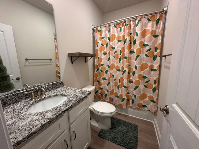 Building Photo - Charming Ranch Home w/Flex Space