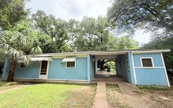 Building Photo - 6010 Sewell St
