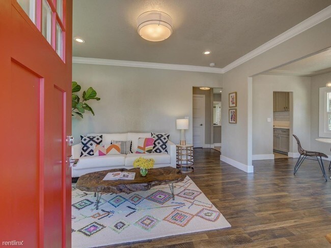 Building Photo - 2 br, 2 bath House - 311 Morrissey Blvd