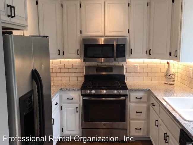 Foto del edificio - 2 br, 2.5 bath House - 30 Avalon Court