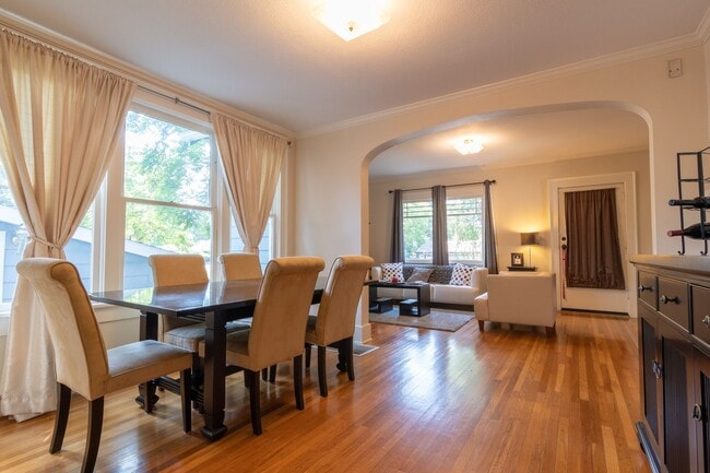 Foto del edificio - 6406 SE 44th Ave