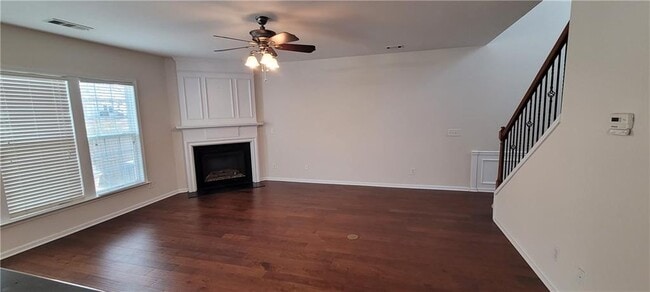 Building Photo - 2088 Deptford Dr