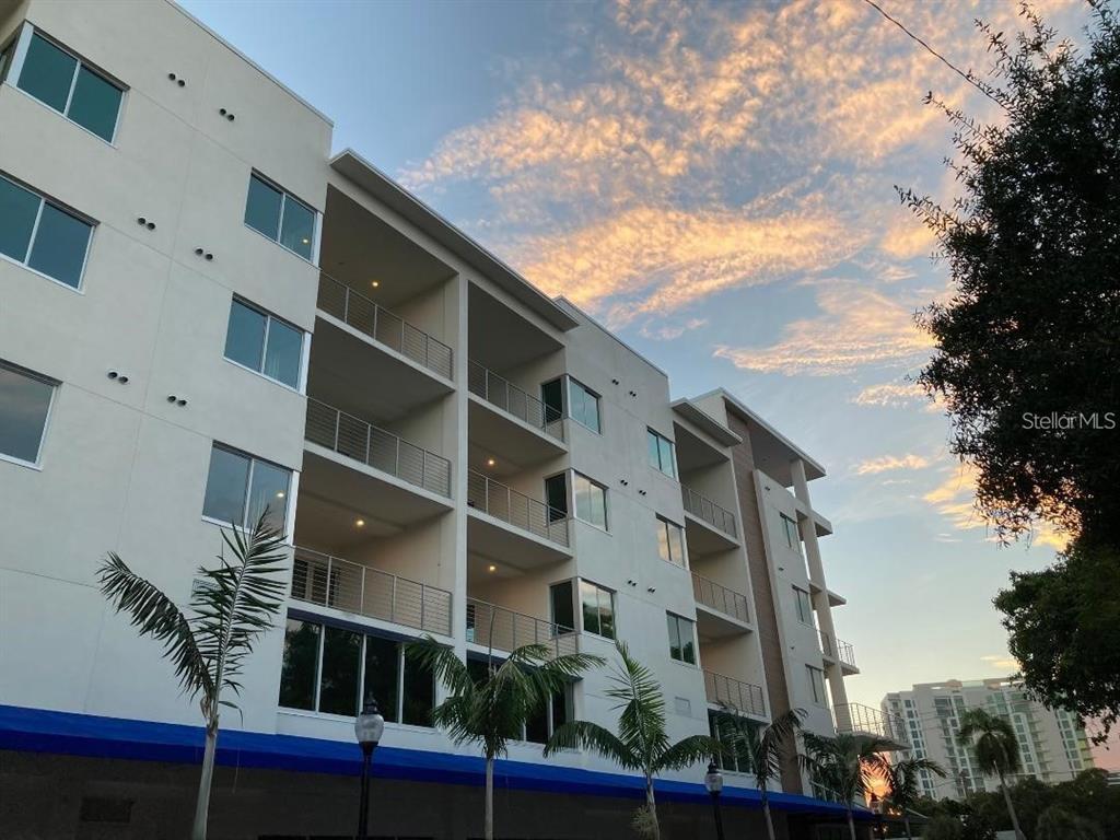 Primary Photo - 332 Cocoanut Ave