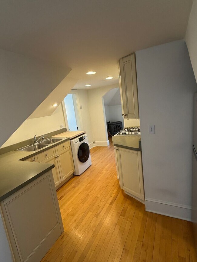Foto del edificio - 484-488-488 S Union St