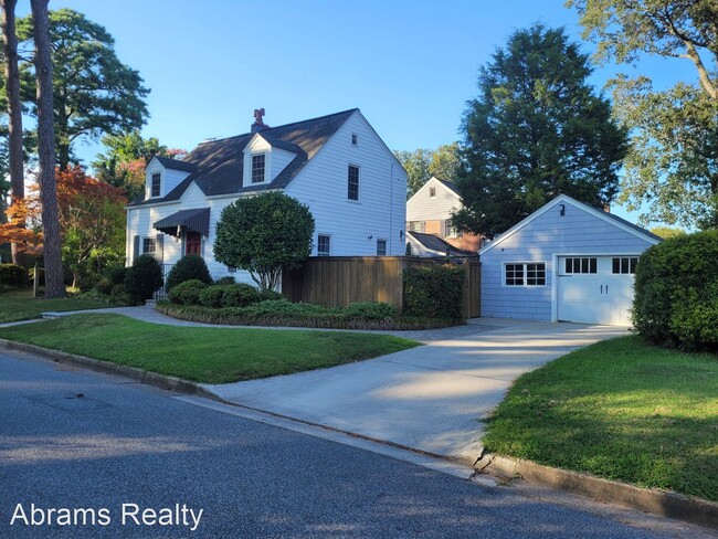 Building Photo - 3 br, 2 bath House - 500 E Government Avenue