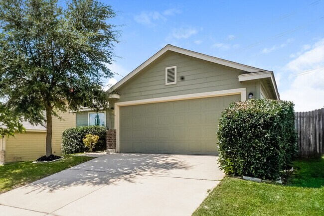 Building Photo - 5827 Southern Knoll