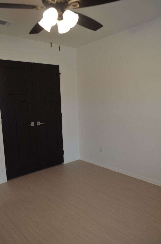 Foto del edificio - 1438 Walker Pl Blvd