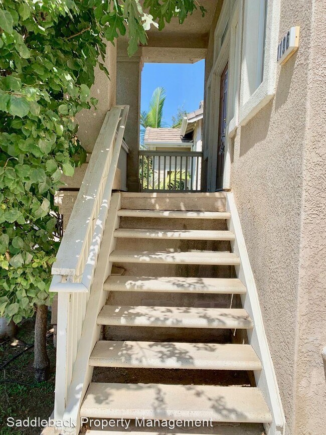 Building Photo - 3 br, 2.5 bath House - 1196 Mira Valle St.
