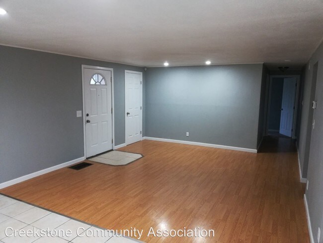 Building Photo - 5 br, 2 bath House - 904 Cottonwood Dr.