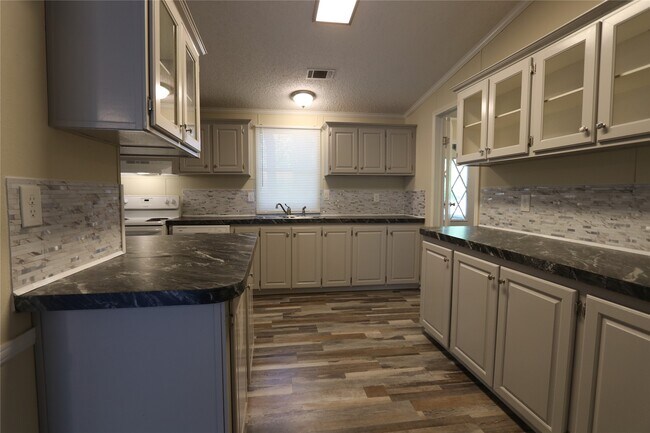 Foto del edificio - 16446 N Emerson Cir