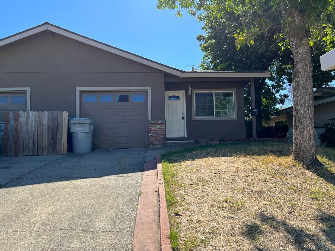 208 Talisman Dr Unit 208 Talisman Drive B, Folsom, CA 95630 Room for