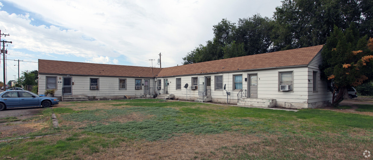 Primary Photo - 503 King Ave W