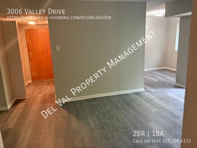 Foto del edificio - 3006 Valley Dr