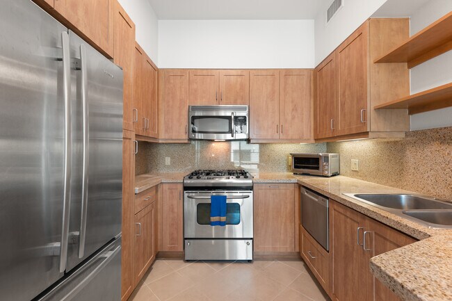 Foto del edificio - 267 S San Pedro St