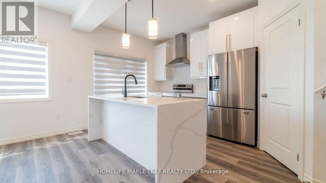 Photo du bâtiment - 3911 Auckland Ave.