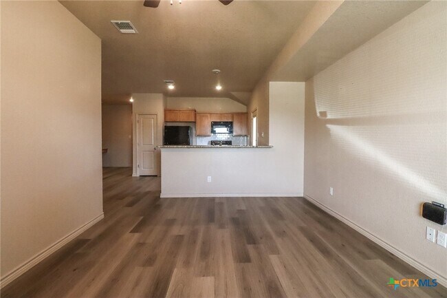 Foto del edificio - 6203 Twistleaf Ln
