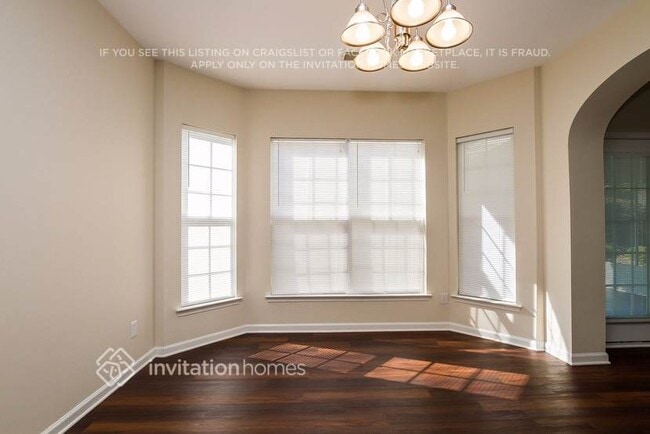 Building Photo - 3325 Glamorgan Ct