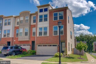 Building Photo - 42363 Alder Forest Terrace