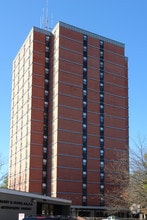 Building Photo - The Dylan