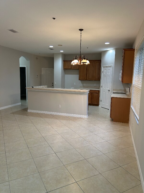 Foto del edificio - 9401 Leland Dr