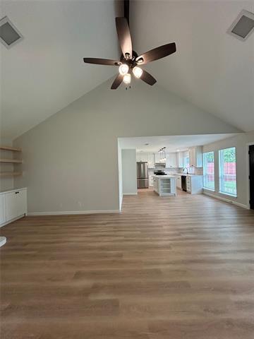 Foto del edificio - 9904 Ivy Leaf Ln