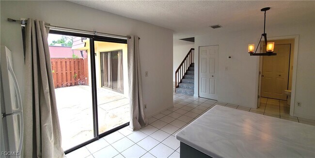 Building Photo - 12348 Woodrose Ct