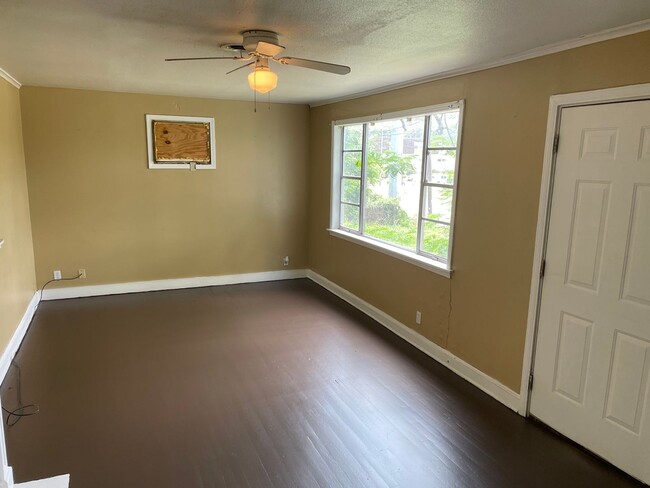 Building Photo - Beautiful Shreveport Home