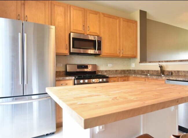 Foto del edificio - 228 Station Park Cir