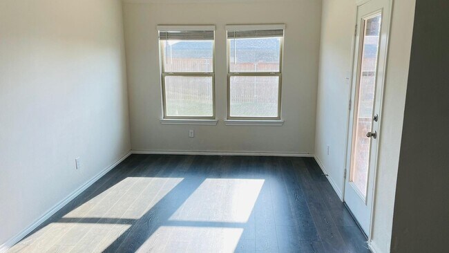 Building Photo - 3905 Atwood Dr