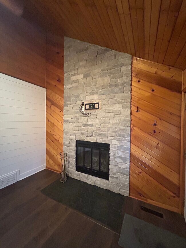 Foto del edificio - 7413 Mariner Hills Cir