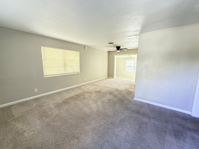 Building Photo - 10252 Haverford Rd